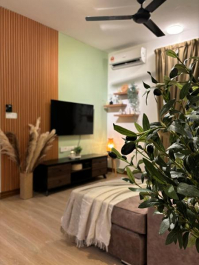 Qaseh Ain Homestay KLIA Transit & Staycation